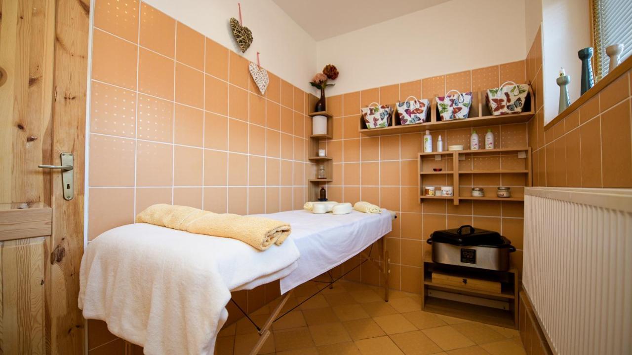 Wellness Penzion Eva Dolní Moravice エクステリア 写真